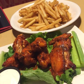 Boston Pizza - Pizza Near Me - Stony Plain, Alberta