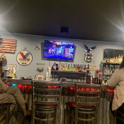 Jethro's Café and Tavern - Bar area