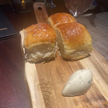 Bludorn - Complimentary bread with garlic herb butter - New American Near Me - Houston, Texas Bludorn - Complimentary bread with garlic herb butter - New American Near Me - Houston, Texas