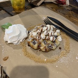 S'mores waffle S'mores waffle