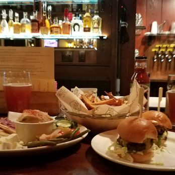 McMenamins Corvallis Pub - Happy hour food - Bars Near Me - Corvallis, Oregon