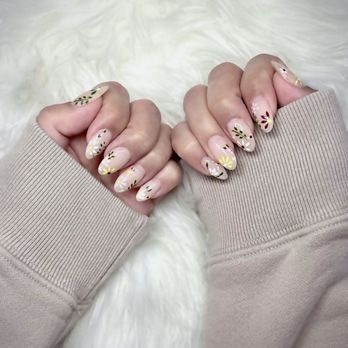Polished Nail Lounge - Nail Salons Near Me - Chatsworth, California Polished Nail Lounge - Nail Salons Near Me - Chatsworth, California