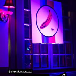 The VU Lounge - Insta tag of logo