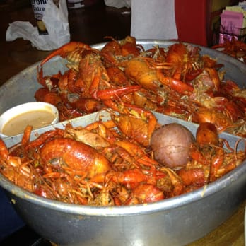 Crawfish Hut - 5 lb. crawfish, very very tasty! - Cajun/Creole Near Me - Rayne, Louisiana