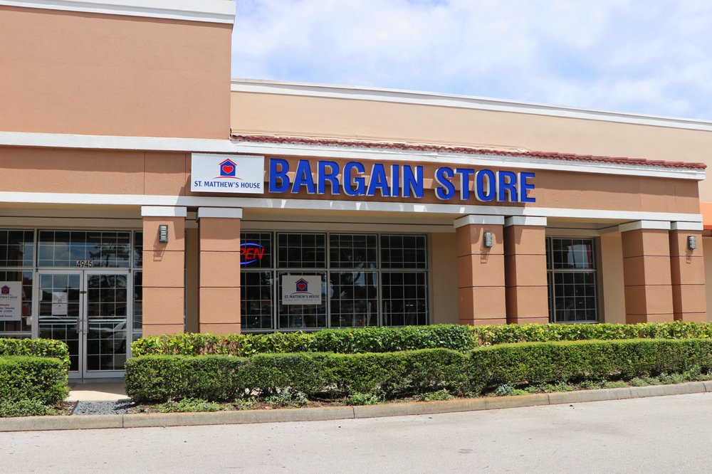 ST. MATTHEW’S HOUSE THRIFT STORE Updated September 2024 4945 Golden
