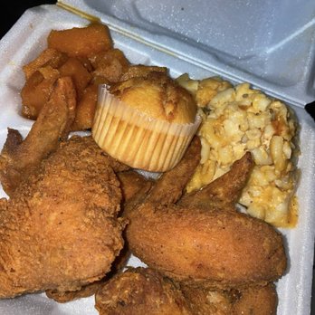 Ra Jay’s - Fried chicken dinner with Mac & yams - Soul Food Near Me - West Palm Beach, Florida Ra Jay’s - Fried chicken dinner with Mac & yams - Soul Food Near Me - West Palm Beach, Florida