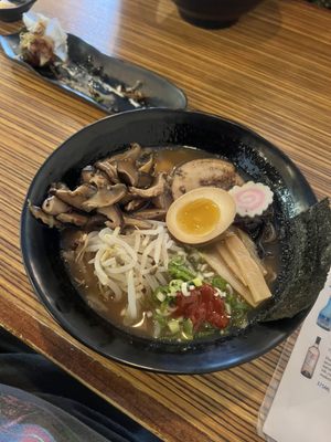 Uma Uma Ramen by null