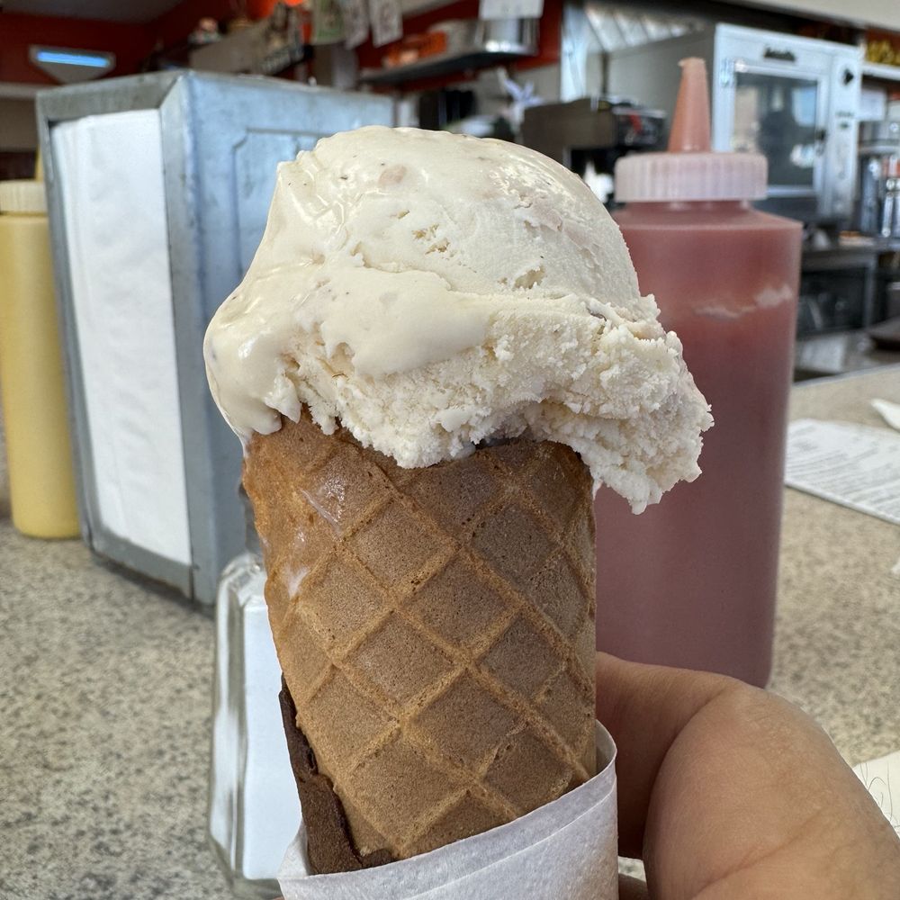 Doumar's Cones & Barbecue - Tasteless ice cream. - Barbeque Near Me - Norfolk, Virginia