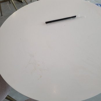 Ding Tea - Pretty unclean everywhere - Coffee & Tea Near Me - Buena Park, California
