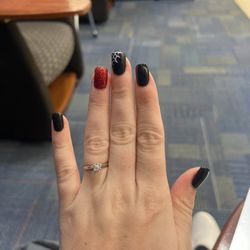 Happy Nails