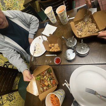 Poom Thai Cuisine - Thai Near Me - Santa Monica, California