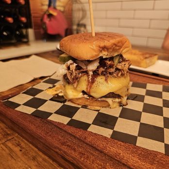 Smoke and Dough - One of their Fridays burger specials, it was stuffed with mozzarella cheese and brisket on top of the burger. - Barbeque Near Me - Miami, Florida Smoke and Dough - One of their Fridays burger specials, it was stuffed with mozzarella cheese and brisket on top of the burger. - Barbeque Near Me - Miami, Florida