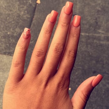 Finger Paint - Had some neutral colors with a sparkle for the ends to show some sass with my class. - Nail Salons Near Me - Oakland, California Finger Paint - Had some neutral colors with a sparkle for the ends to show some sass with my class. - Nail Salons Near Me - Oakland, California