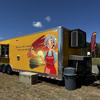 Mama Shannons Eats and Sweets - Outside of food truck - Food Trucks Near Me - Hertford, North Carolina Mama Shannons Eats and Sweets - Outside of food truck - Food Trucks Near Me - Hertford, North Carolina