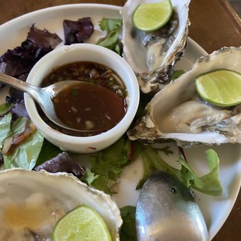 La Cocedora de Langosta - Fresh oyster with sauce - Seafood Near Me - Ensenada, BCN La Cocedora de Langosta - Fresh oyster with sauce - Seafood Near Me - Ensenada, BCN