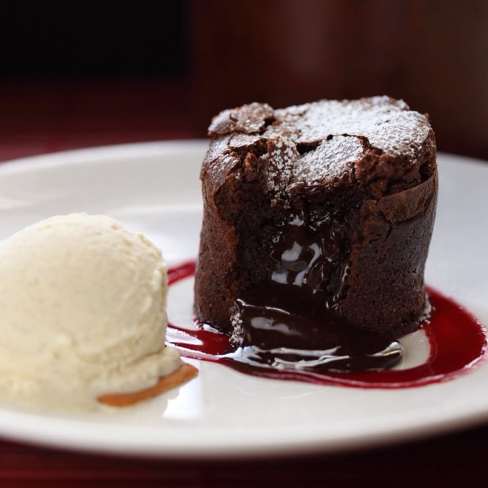 Social spots from Longhi's