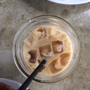Cafe Topes - Iced Vanilla Latte - Coffee & Tea Near Me - Carlsbad, California