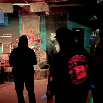 The Paris Bar - Noise is coming from that way - Dive Bars Near Me - Hamtramck, Michigan