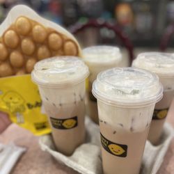 Happy Lemon - OG bubble waffles and milk tea with rock salt cream