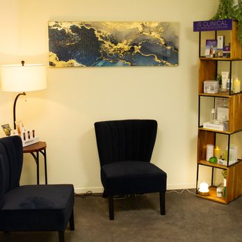 Skin By Lexie - Waiting area - Skin Care Near Me - Walnut Creek, California Skin By Lexie - Waiting area - Skin Care Near Me - Walnut Creek, California