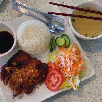 Phuong's Restaurant - Com ga nuong - Vietnamese Near Me - Garden Grove, California Phuong's Restaurant - Com ga nuong - Vietnamese Near Me - Garden Grove, California