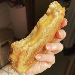 Le Voyeur - Grilled cheeze