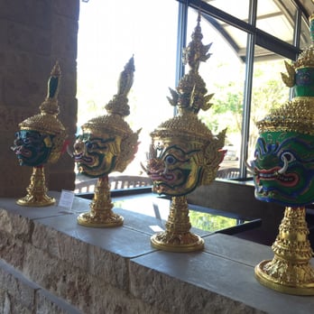 Madam Mam's - Thai Near Me - Austin, Texas