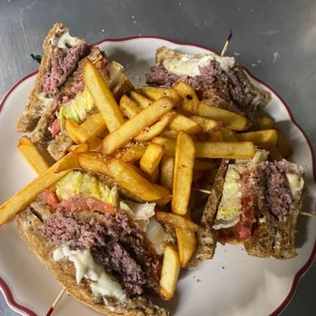 Two Loons Cafe - Cheeseburger club - Breakfast & Brunch Near Me - Wakefield, New Hampshire