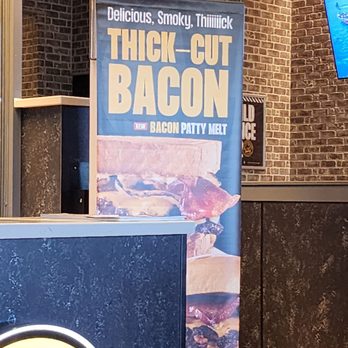 Buffalo Wild Wings - Sports Bars Near Me - Bellevue, Wisconsin