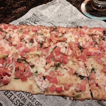 Red Lobster - Lobster flatbread - Seafood Near Me - Fort Lauderdale, Florida Red Lobster - Lobster flatbread - Seafood Near Me - Fort Lauderdale, Florida