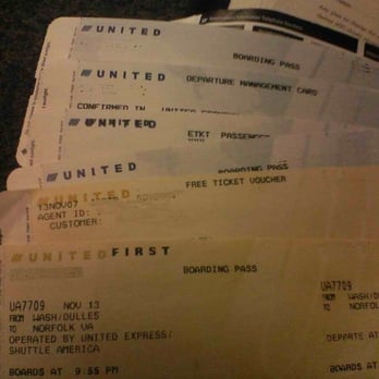 United Airlines - This is what happens with incompetent customer serivce agents - Airlines Near Me - Chicago, Illinois