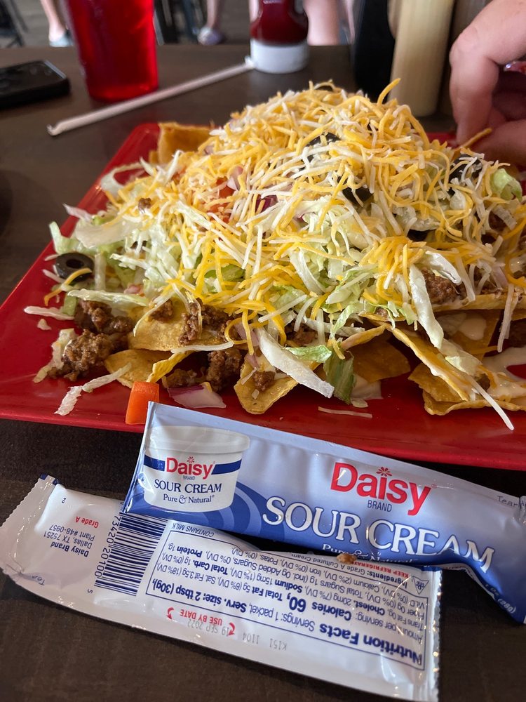 THE HARBOR Updated September 2024 12 Photos Hermitage, Missouri American Restaurant