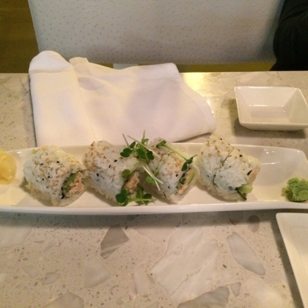 Amici Sushi - Daughters CALI ROLL :) - Sushi Bars Near Me - Lathrop, California
