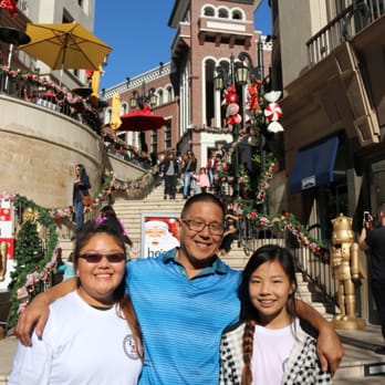 First Class Limousine Service - Rodeo Drive - Limos Near Me - Anaheim, California First Class Limousine Service - Rodeo Drive - Limos Near Me - Anaheim, California