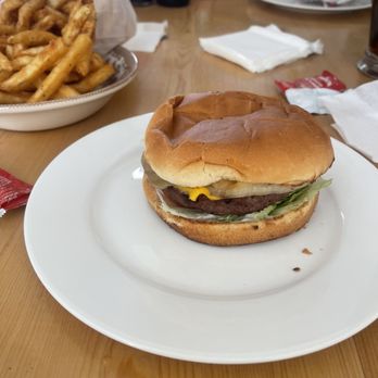 Al's Big Burger - Cheeseburger - Burgers Near Me - Albany, California Al's Big Burger - Cheeseburger - Burgers Near Me - Albany, California