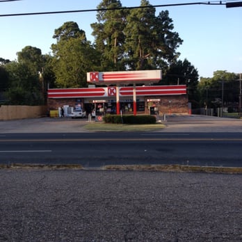 Circle K - Friday morning. 8/7/15. Soon to be re-locating across the street! - Grocery Near Me - Shreveport, Louisiana