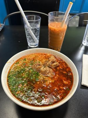 Noodle-Ly by null