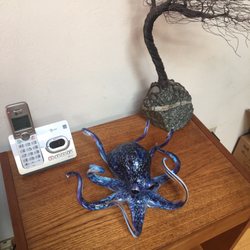 Hopko Art Glass - The octopus and wire sculpture w/ the phone photobombing.