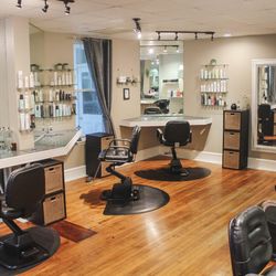 Tres Jolie Solace - Hair Salon