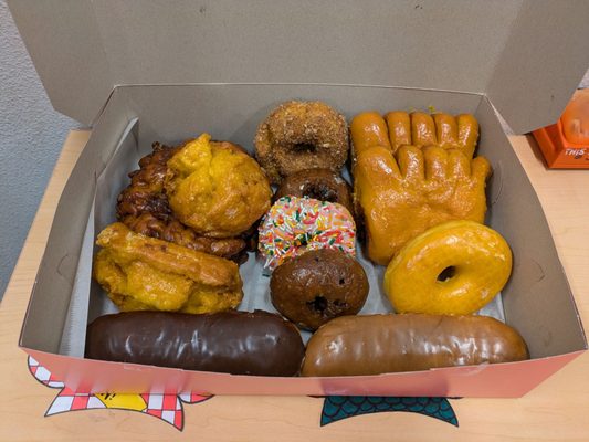 Friendly Donut House by null