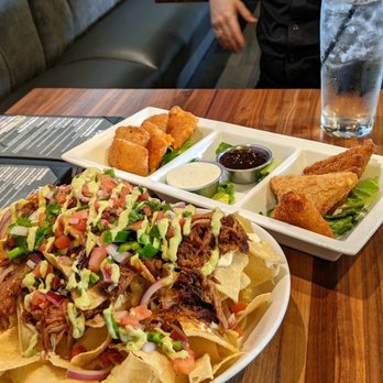Range Restaurant + Cocktail Bar - Pulled Pork Nachos Pulled And Fried Cheese Combo - New American Near Me - Urbandale, Iowa