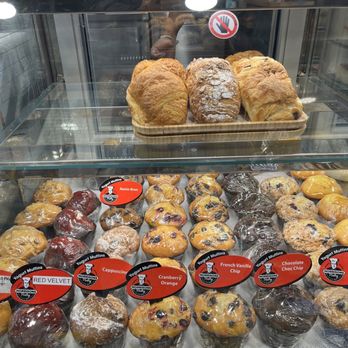 Amsterdam Marketplace - Delis Near Me - New York, New York