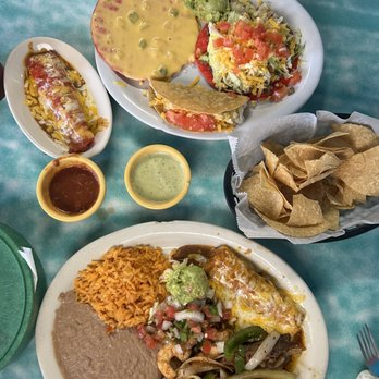 El Potrillo - Mexican Near Me - Brazoria, Texas