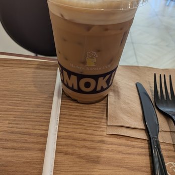 Smoking Tiger Coffee Lab - Iced Tiger Latte - Cafes Near Me - Huntington Beach, California
