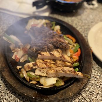Chuy's - Combo Fajitas In 4K - Tex-Mex Near Me - Corpus Christi, Texas Chuy's - Combo Fajitas In 4K - Tex-Mex Near Me - Corpus Christi, Texas