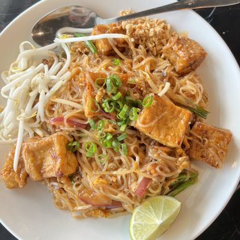 Thai Clearview Stop - Thai Near Me - Snohomish, Washington Thai Clearview Stop - Thai Near Me - Snohomish, Washington