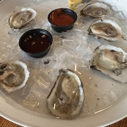 Hill Top Inn - Raw oysters $18