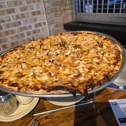 Gatsby's Pizza & Pub