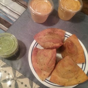 Reshmi Sweets & Cafe - The shingaras with the mint sauce is fresh and just yummy. - Pakistani Near Me - Hamtramck, Michigan Reshmi Sweets & Cafe - The shingaras with the mint sauce is fresh and just yummy. - Pakistani Near Me - Hamtramck, Michigan