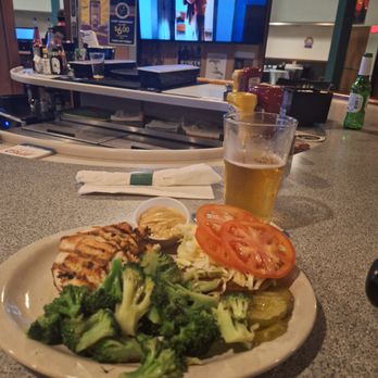 The Roundhouse Bar & Grill - Sports Bars Near Me - MANCHESTR CTR, Vermont The Roundhouse Bar & Grill - Sports Bars Near Me - MANCHESTR CTR, Vermont
